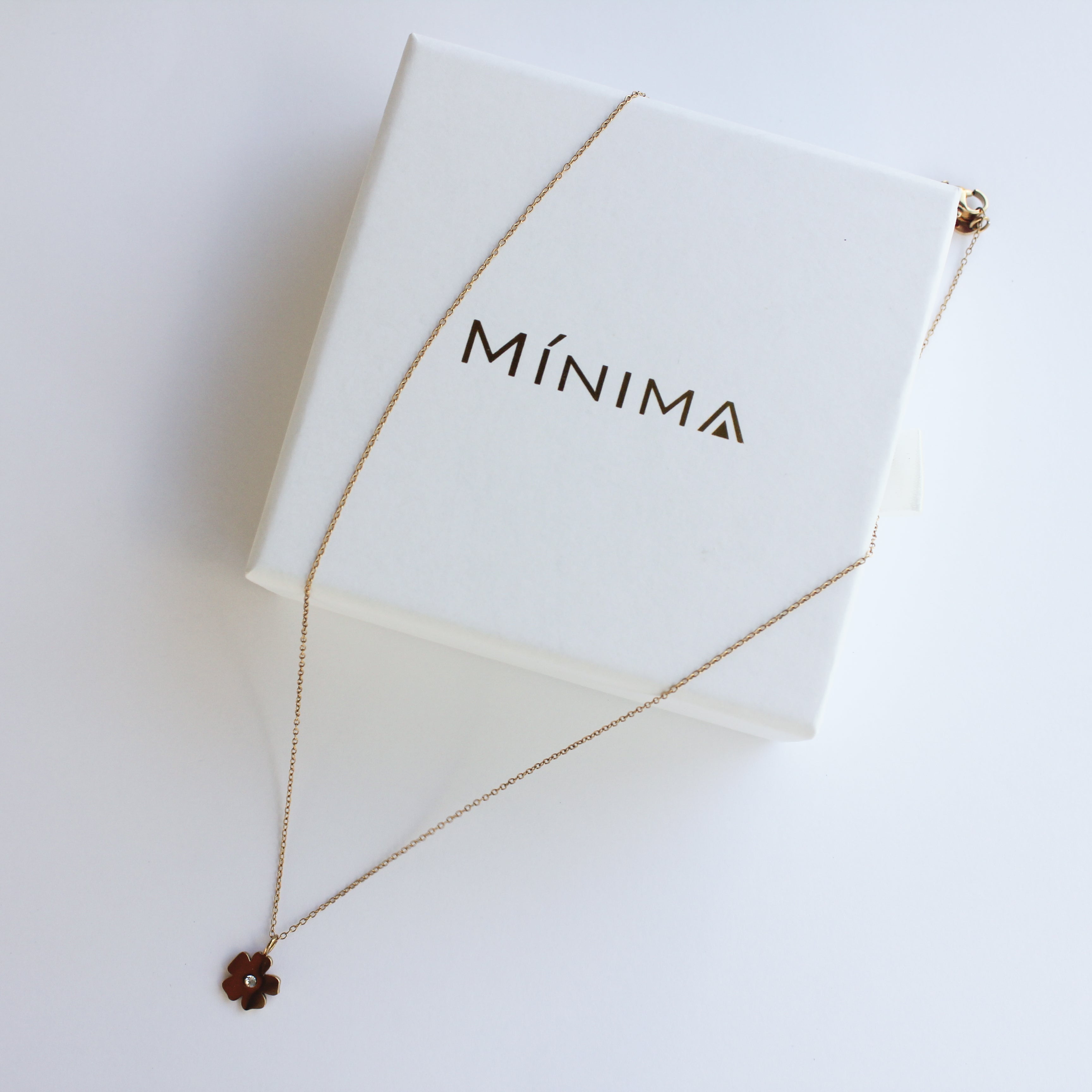 Ojo de Poeta Flower Necklace Gold Plated